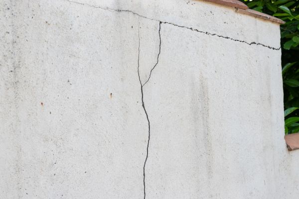 Foundation Crack Patching in Apopka