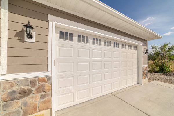 Cost of Garage Lifting in Apopka